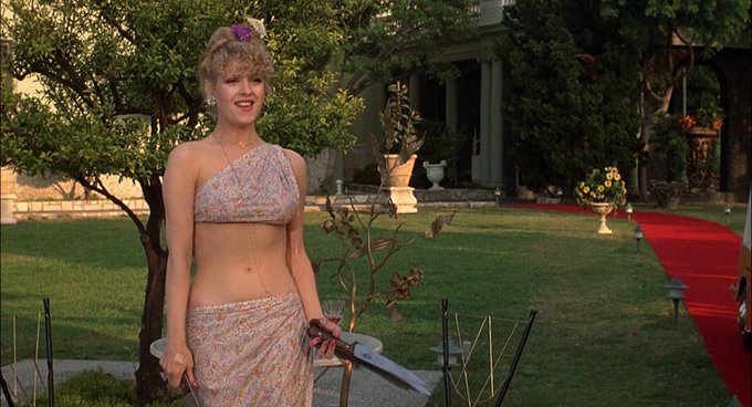 What do I have to do to get Bernadette Peters to throw a knife at me? https://t.co/RDZWV1KhjB<a href="/tag/belly"class="tags"><span>#belly</span></a><a href="/tag/bellybutton"class="tags"><span>#bellybutton</span></a>