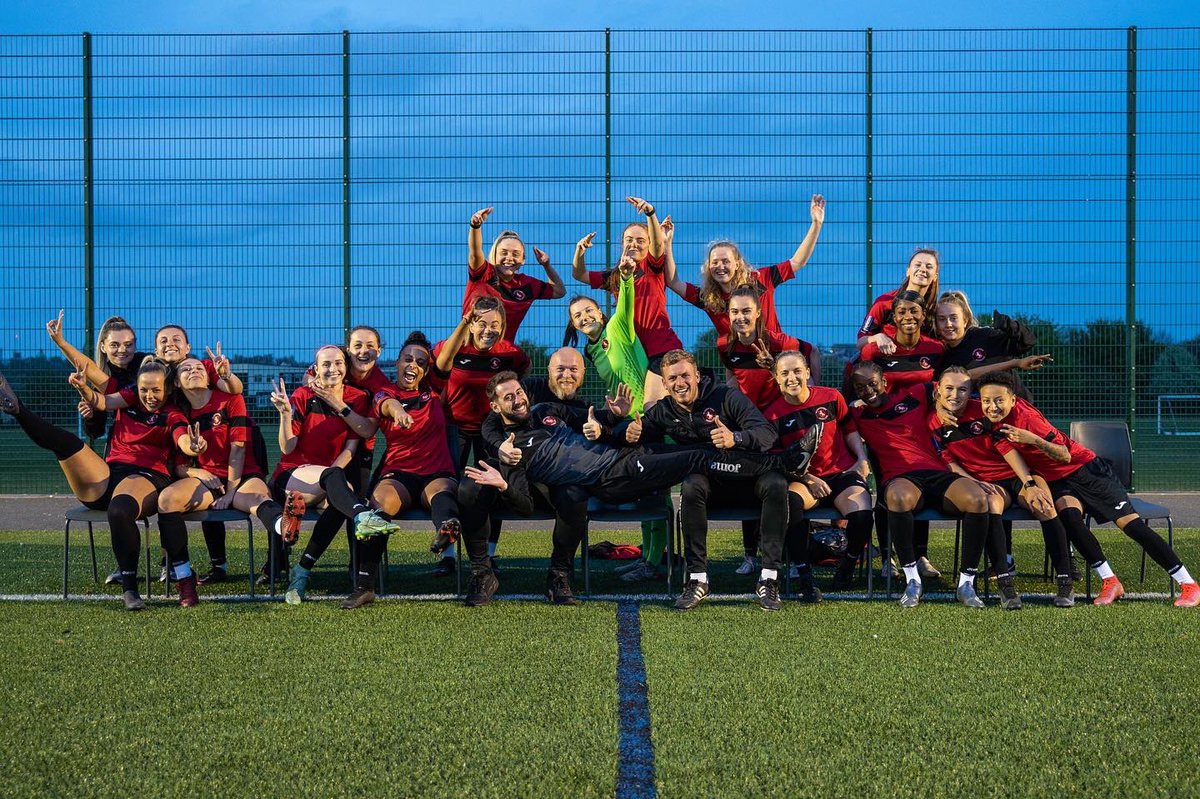 𝙍𝙀𝘾𝙊𝙍𝘿 𝘽𝙍𝙀𝘼𝙆𝙀𝙍𝙎👏

A massive congratulations to this team for setting the club a new record points total in the third tier of the Women’s National League, since the club was founded in 1985!