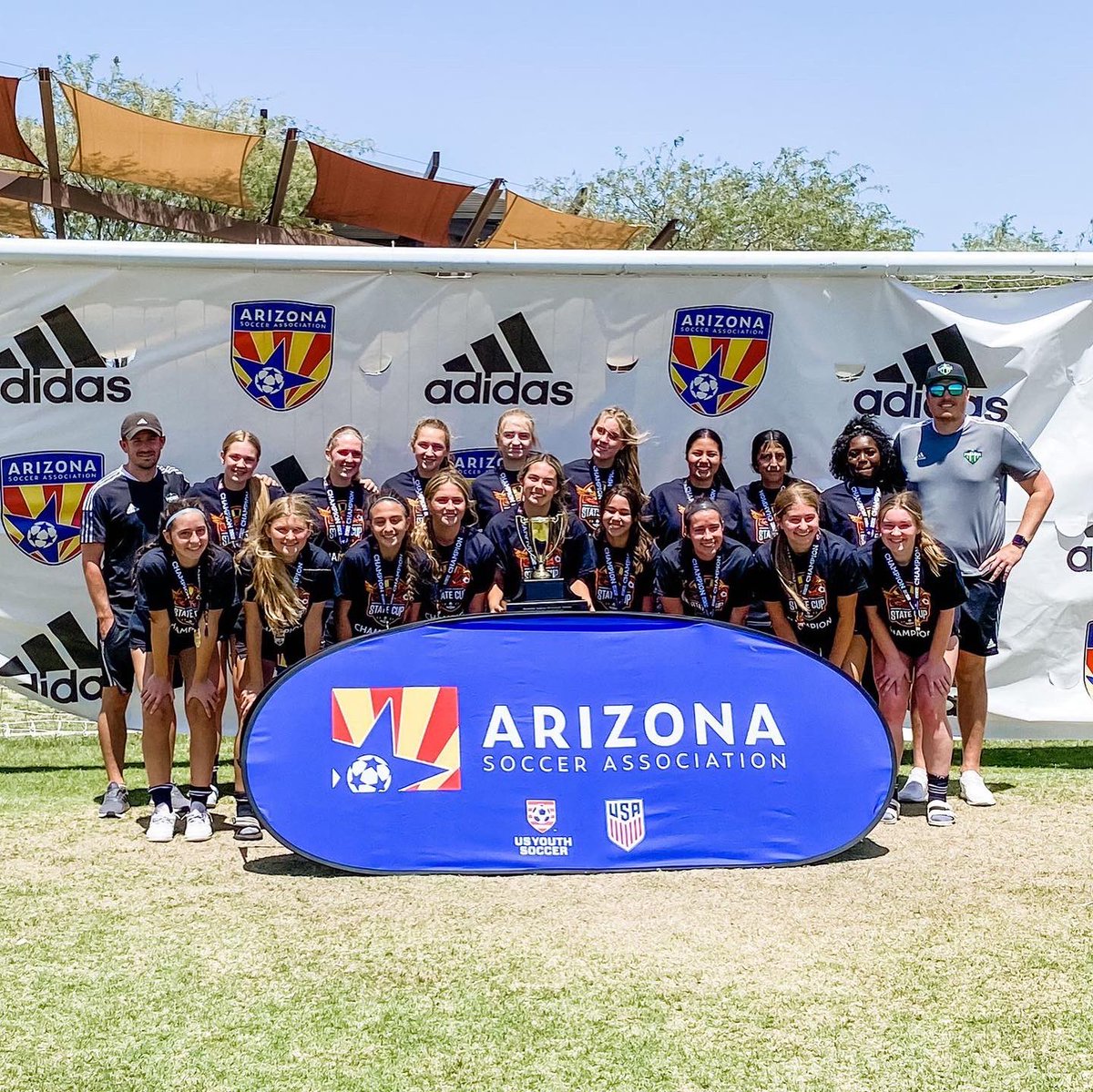 phxpremierfc's tweet photo. 🏆🥇 STATE CHAMPIONS 🥇🏆

Congratulations to the 06 Girls Black who won a thrilling final to claim the AZ State Title today! 

We are so proud of this incredible group of young women! 

#GoPremier #PPFC #BePremier https://t.co/FA6MlZsO78