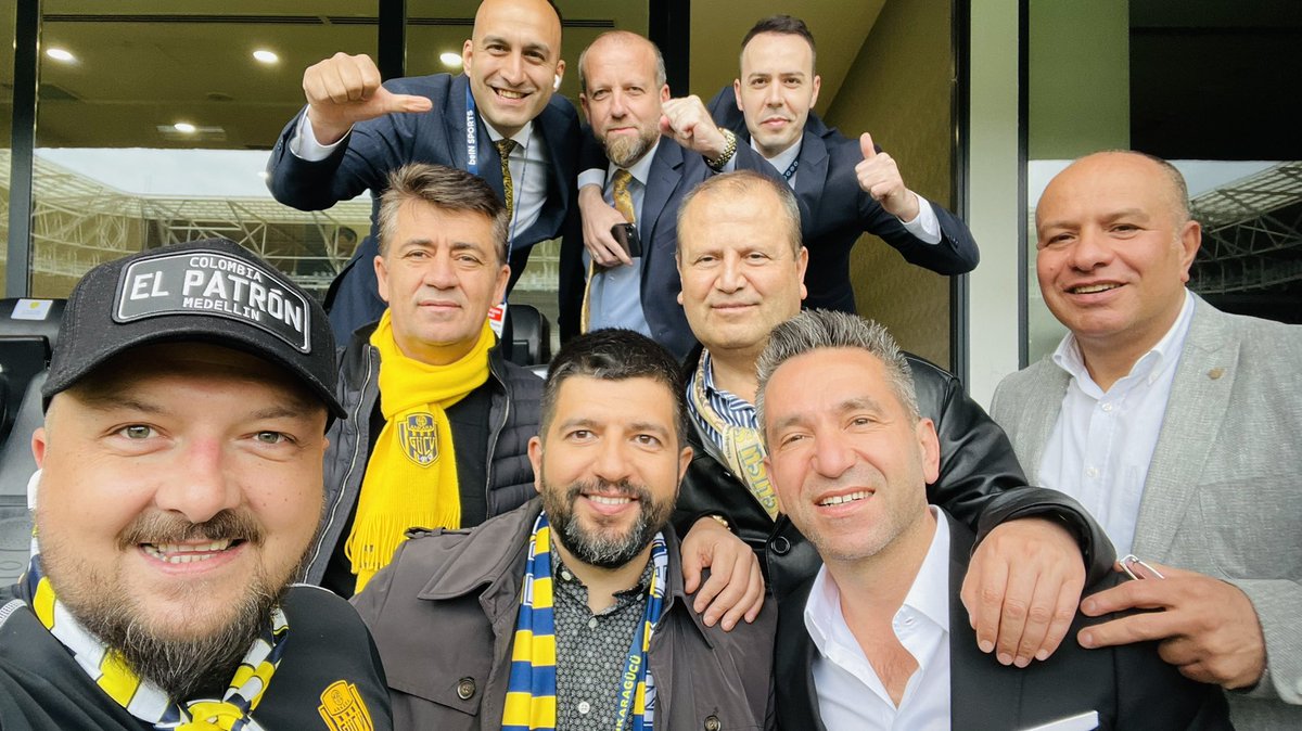 Yönetimiyle, Futbolcusuyla, Taraftarıyla, Teknik heyetiyle BİZ BAŞARDIK 🤜🤛 <a href="/06RecepPoyraz/">Recep POYRAZ</a> @huseyinayteki <a href="/SEBODAYI/">Sebahattin Güngör🇹🇷 🇹🇷</a> <a href="/hakanbilgin726/">Hakan Bilgin</a> <a href="/AAHMET0606/">ahmet</a>