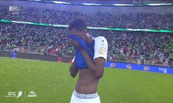 NFC1World's tweet photo. 🚨🚨|

- جمهور النصر القوي جدًا يُطلق هاشتاق #ايقاف_اول_وتالي 🤣 https://t.co/Mkn5YJQJEK