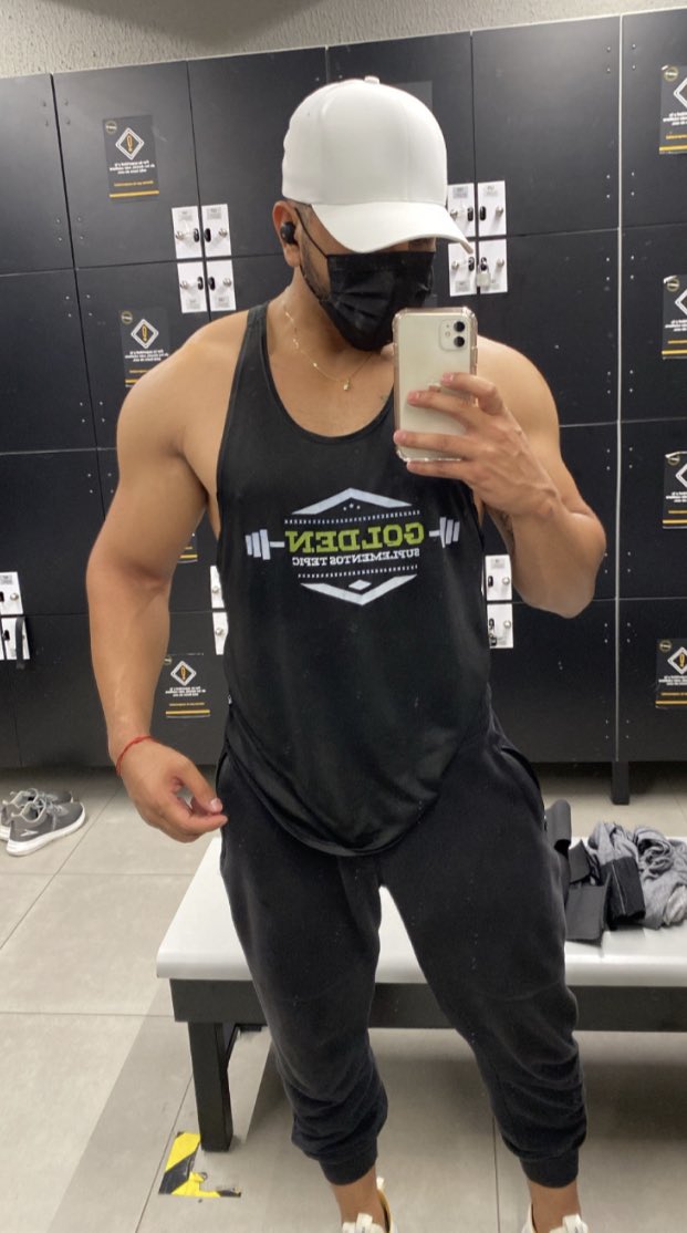 fitnessbruhnyc's tweet photo. Did you workout today? π€πΌ #fitness #fitlife #muscle #muscledude https://t.co/mPTpoEsYmz