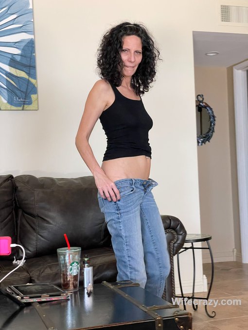 I got to get ready to film today 🎥 The grind don&rsquo;t stop  #workingonsunday https://t.co/Zo9TT21UvN<a href="/tag/workingonsunday"class="tags"><span>#workingonsunday</span></a>