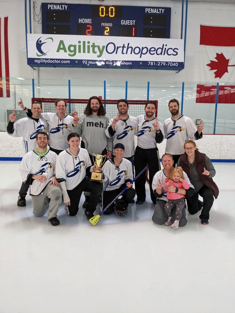 Charm City Roadrunners (co-rec Broomball Club) tweet media