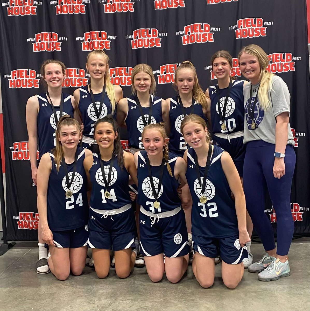 sanfordhoops_sf's tweet photo. 🚨14U Wilkinson claims a 44-36 win against STM Bengals to claim their first championship 🏆 of the season.  Perfect 5-0 on the weekend. Way to go ladies❗️ https://t.co/yp7f5RqEQZ