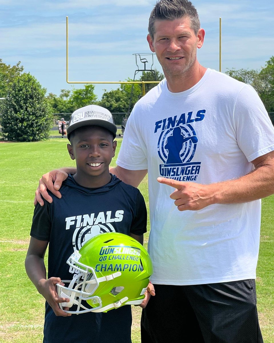 CalebAbraham19's tweet photo. Thankful to complete with some of the best QBs at Gunslinger @TColston6. Thank you to all the coaches/staff for a great event. @QBHitList @CoachPhilyaw @kcolesports @VAQB8 @qbtrainer14 @QuarterbackDocs @Top500scout @PrepRedzoneNext @DEFCONTX7v7 @PhillipsQBA @_TheQuBe @Qb1Nation https://t.co/BNh1tAtJHh