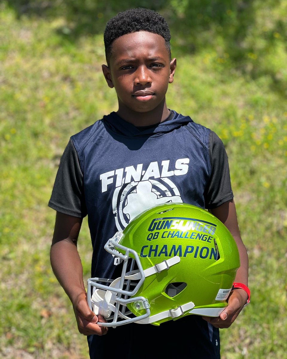 CalebAbraham19's tweet photo. Thankful to complete with some of the best QBs at Gunslinger @TColston6. Thank you to all the coaches/staff for a great event. @QBHitList @CoachPhilyaw @kcolesports @VAQB8 @qbtrainer14 @QuarterbackDocs @Top500scout @PrepRedzoneNext @DEFCONTX7v7 @PhillipsQBA @_TheQuBe @Qb1Nation https://t.co/BNh1tAtJHh