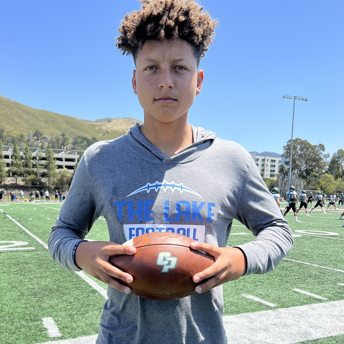 Had a great experience <a href="/calpolyfootball/">Cal Poly Football</a> this weekend. We toured the campus, watched the spring game, and got to meet the great coaches and alumni. <a href="/CoachBBaldwin/">Beau Baldwin</a> @CPolyCoachMeyer <a href="/eastlaketitanFB/">Eastlake Titans Football</a> <a href="/Coach_JMendoza/">Coach Jose Mendoza (Eastlake High)</a> <a href="/qbnmexmix/">Raymond Ruiz 🇨🇺🇲🇽</a> @akili_smith <a href="/jvatheformula/">Jason Van</a>