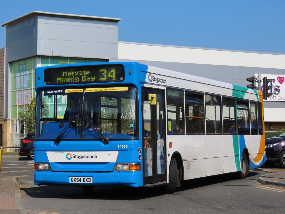 SouthernTransp3's tweet photo. A few photographs from a trip east to Thanet yesterday. Some of the many snaps taken of @StagecoachSE vehicles included 17529 LX51FON at Ramsgate Harbour on the 69, 34653 GX54DXD at Westwood Cross on the 34 and 26248 YW19VNT and 26359 YX22OHS in Cliftonville on the Thanet Loop. https://t.co/wHgWMs2lWu