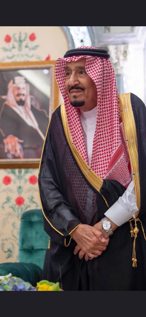 999AYM's tweet photo. الحمدلله على التمام
الحمدلله على الكمال
أسأل الله أن يختم لنا ولكم الشهر بالغفران
والعتق من النار
وكل عام وانتم بخير https://t.co/1fkEJzY5cm