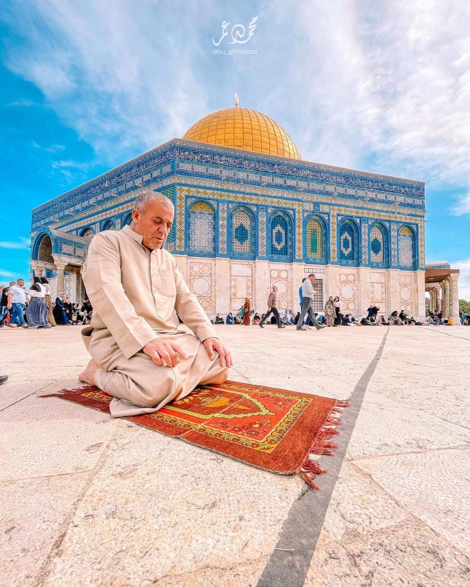 MuhammadSmiry's tweet photo. Eid Mubarak from the capital of Palestine https://t.co/OngMiN2LRW