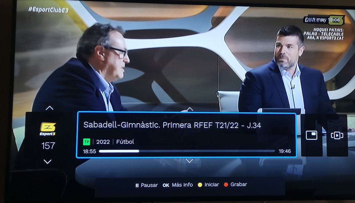 Albertcat1886's tweet photo. @esport3 hauriem d'estar veient el @CESabadell @NASTICTARRAGONA. Ja sabem que sou la televisio de Barcelona, pero si mes no, no ens mentiu dient que fareu un partit i no el feu. https://t.co/WV1ffDOl16