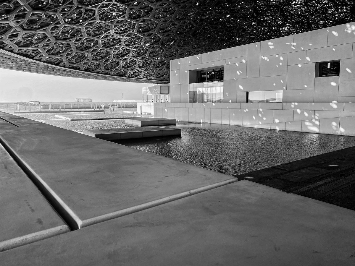 Puntos de Fuga!!! <a href="/juliomayol/">Julio Mayol</a> <a href="/LouvreAbuDhabi/">Louvre Abu Dhabi</a>