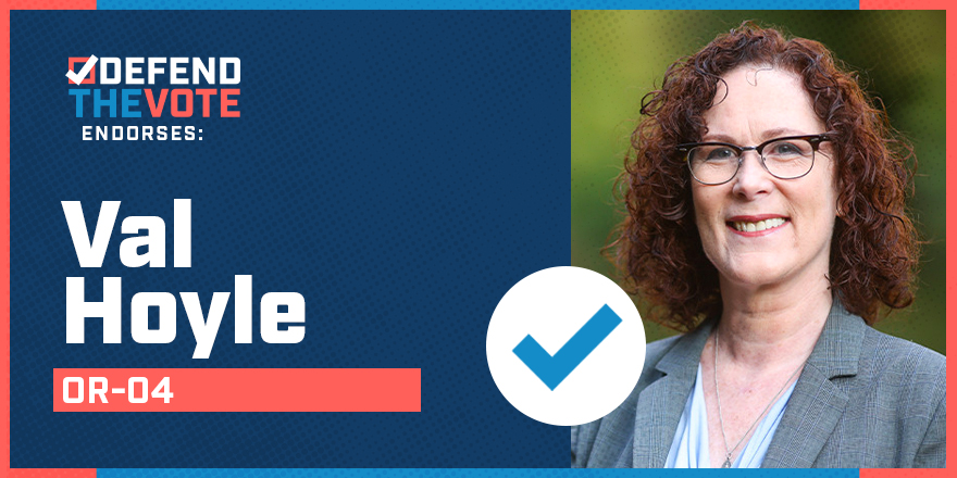 DHStokyo's tweet photo. With Rep. Peter DeFazio retiring, the #OR4 seat is open and a lot of Democrats are running. Here's just a couple of reasons why I'm looking forward to voting for @ValHoyle when I get my ballot. //mini-thread https://t.co/niA5tpSPmn