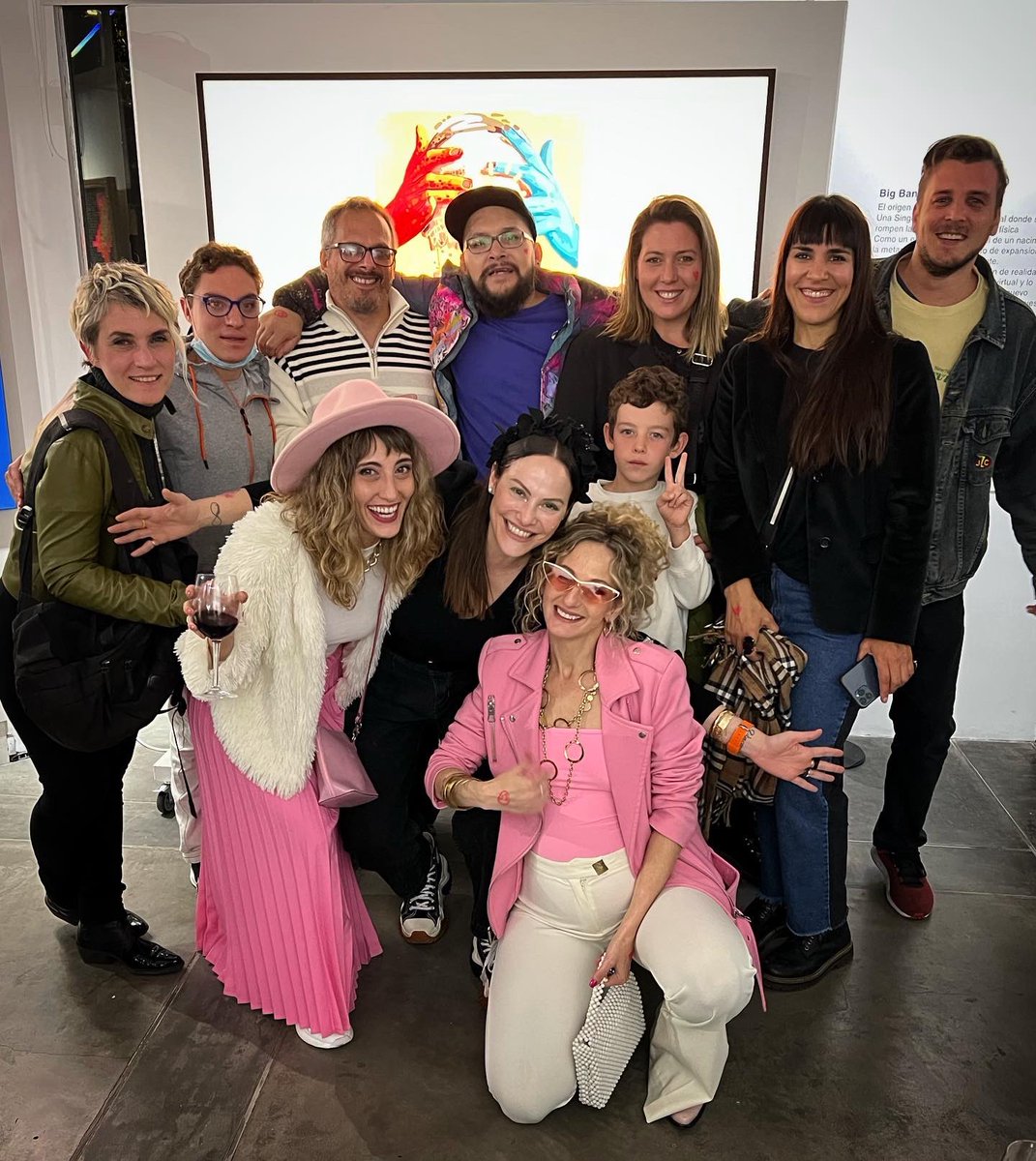 CarnavalArtDC's tweet photo. Proud supporters of @WoscoArt and their founders @iviwosco and @pildorasdoradas 🌈🦄🌈 When Tech meets Art, the sky is the limit! @Media_FDN 
@MoraVeron @pippokatz @portnoiluna @soyninja_arte @marcosiraola1 https://t.co/U34YLD0k7o