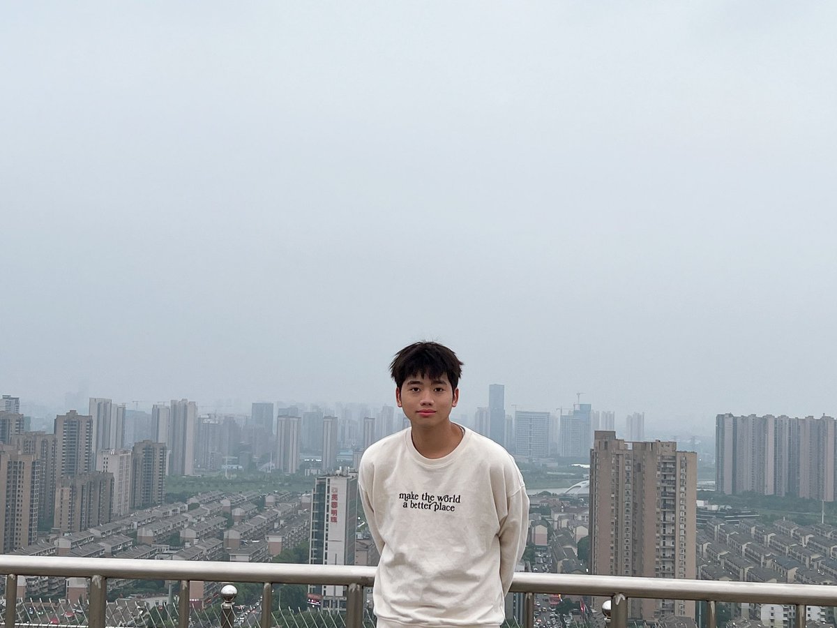 124138rome's tweet photo. 其实我拍照老不正经了 https://t.co/PoouvUKCbm
