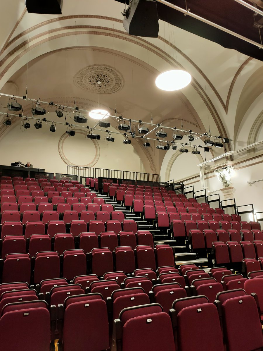 DomPrag's tweet image. Happy May Day to everyone. This is me doing a sound check earlier ready for my gig supporting Fairport Convention at the Met in Bury - very excited now!