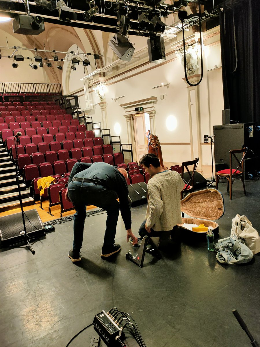 DomPrag's tweet image. Happy May Day to everyone. This is me doing a sound check earlier ready for my gig supporting Fairport Convention at the Met in Bury - very excited now!