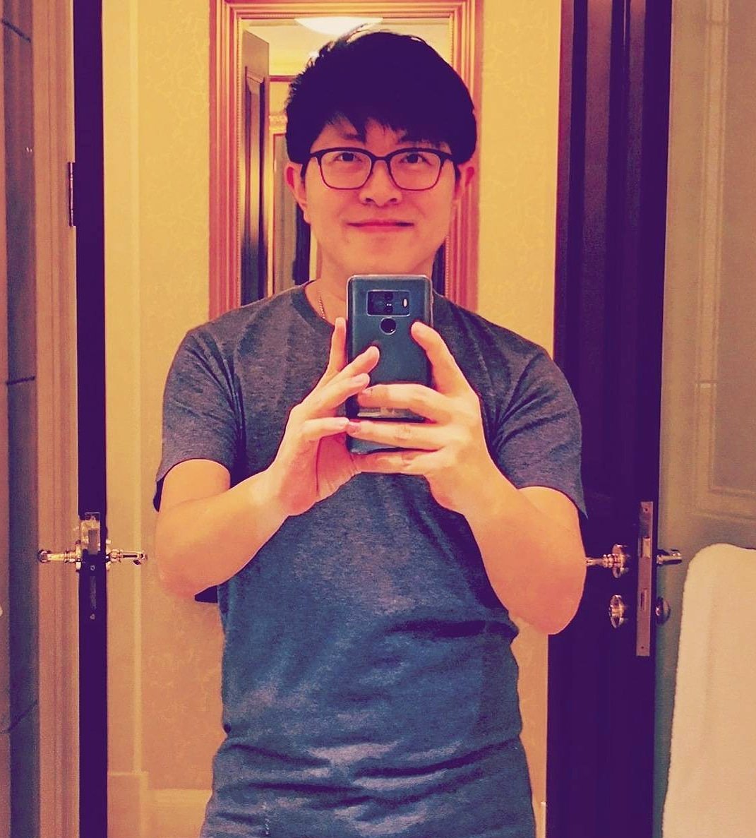 Infinit65167292's tweet photo. Goodnight Sunday🤘😎🤟 https://t.co/AkytoZyFd6