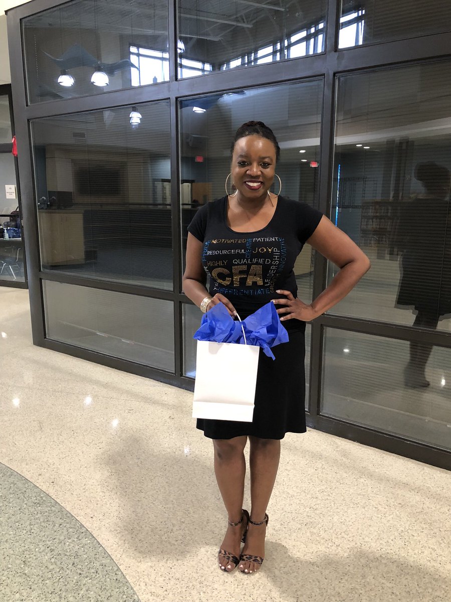 Today is School Principal’s Day!  Thank you <a href="/KimberlyHutche9/">Kimberly Hutcherson</a> for all that you do! <a href="/CFAlionsr2/">CFA Lions</a>