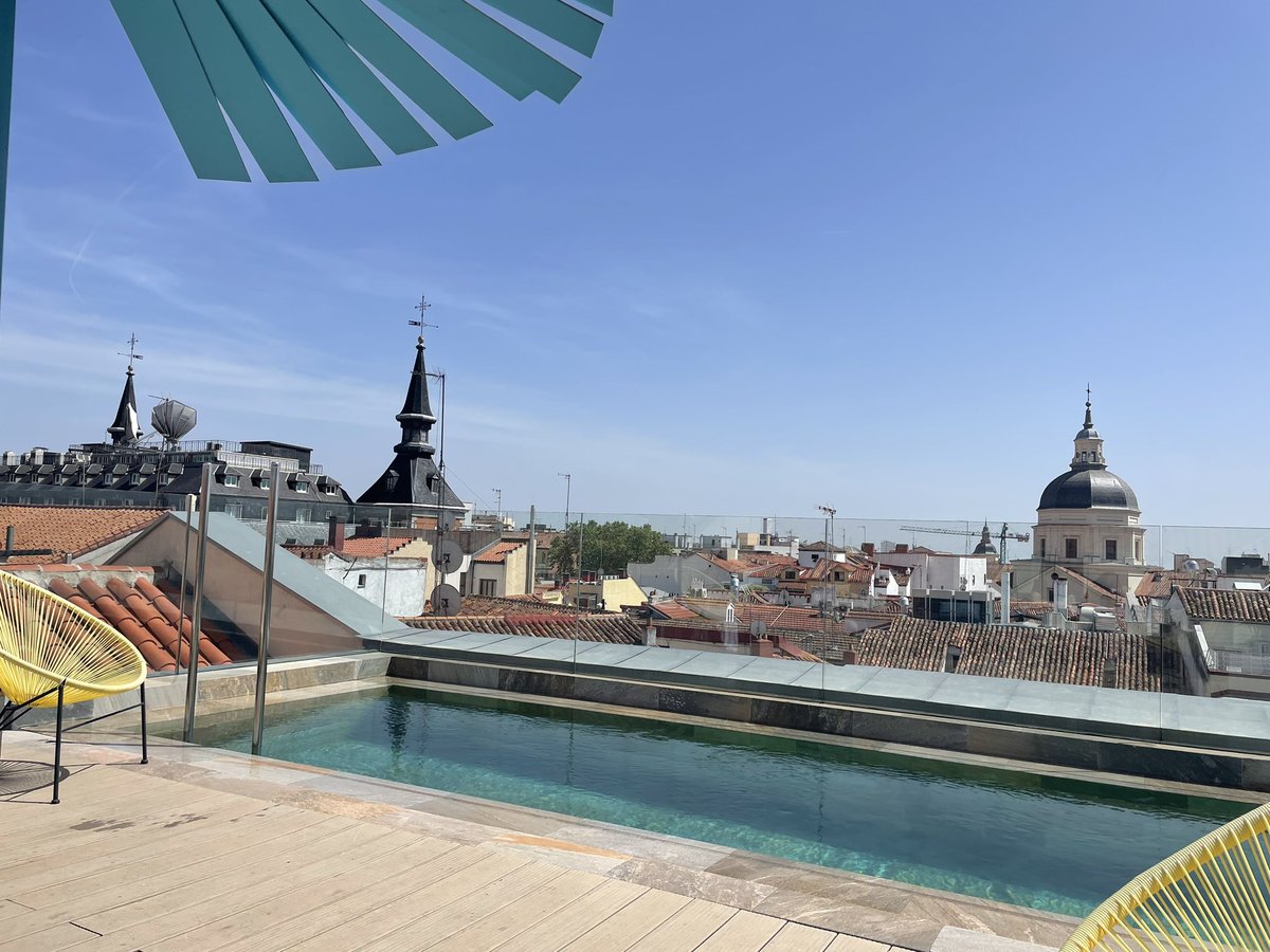 Jaynelovesshoes's tweet image. 