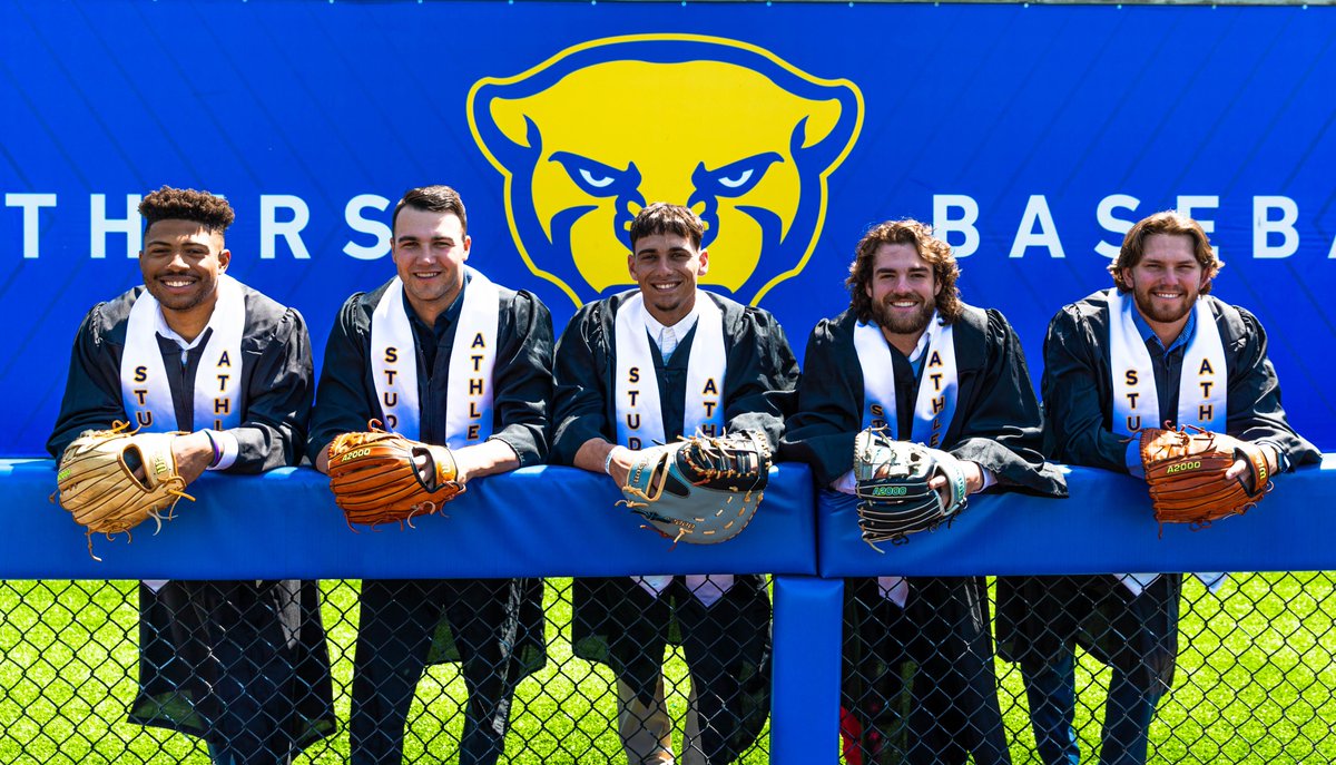 Pitt_BASE's tweet photo. Congrats to all the new @PittTweet grads, especially these five!

@RWashingtonJr1 
@cjm__99 
@bryce_hulett 
@J_Whales7 
@bradydev08 

#H2P https://t.co/LZdlZvCnYg
