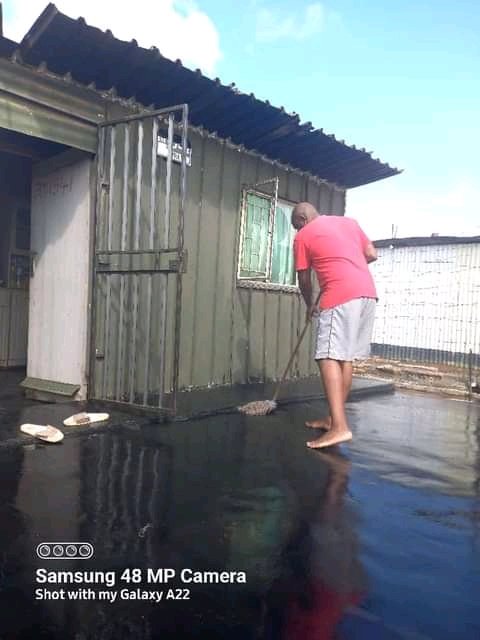 NgomaTshiamo's tweet photo. This guy is dangerous bathong, his from my hood ladies take note🤔😎 https://t.co/klkAdhCVn3