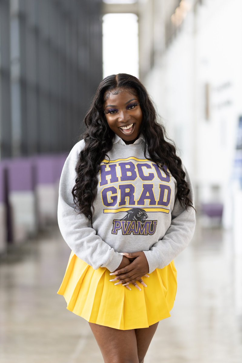 LauraUkpede's tweet photo. “Cause my name is Laura and I really do that sh*t”

💜B.S. Chemical engineering 🎓
💛PV Elite dance team 
💜NSBE Freshman Committee 2018-2019
💛NSBE Freshman Recruitment Chair 2019
💜NSBE Parliamentarian 2021-2022
💛Honor Roll 2021

May 14th 8:30 am
Alumna Status loading… https://t.co/a4RUAk0RfY