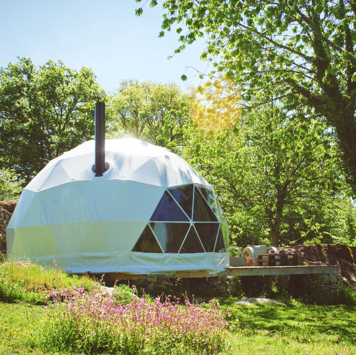 If you're glamping in France there's something special about staying in a dome. Rocher, on a smallholding in Limousin, is a particular favourite. There's a wood-fired hot tub, private woods to explore &amp; pigs to meet. glampingly.co.uk/glamping/europ…