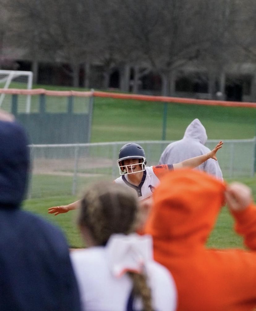 Today is Caresse Basaraba. Our Chukar Captain is a true team player on and off the field. She brings the energy every game and shows up everyday ready. Whether it’s a solid bunt or needing to go yard, she can do It all! Caresse is always up for a challenge and a beast. 🧡💙