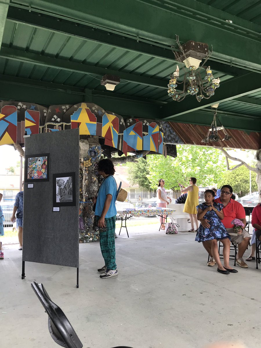 arted300's tweet photo. Beautiful day at Smithers Park waiting for Performing Art Houston Awards to begin. If you’ve never visited, put it on your bucket list. Open dusk till dawn. Try to see the Orange Show at this location as well #funforfamily https://t.co/Lw7LG95bJ6