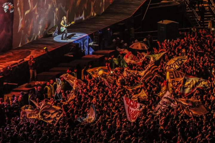 baja_marea's tweet photo. La Renga -La Plata https://t.co/g68hxN4KgD