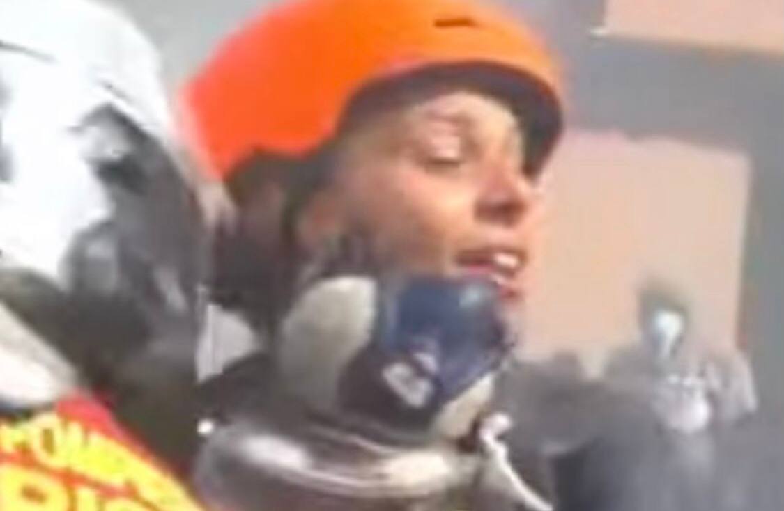 AVincen59706891's tweet image. 😎la femme qui a #agressé un #pompier manif du 1er mai a été #interpellée a annoncé le Ministre de l'Intérieur.
#1erMai #Paris