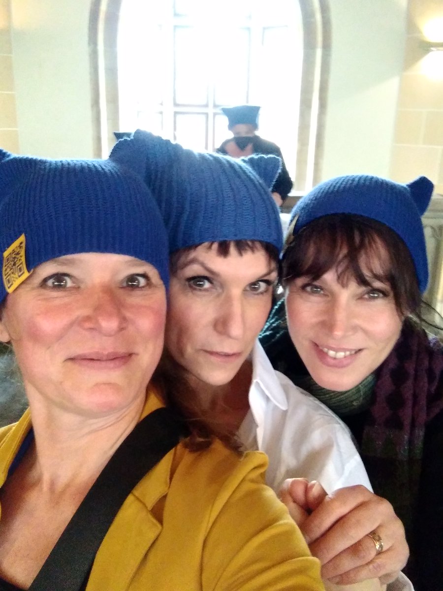Aktion zum Karlspreis 2022: "Blue Karla". Alle Infos unter bluekarla.eu #bluekarla #karlspreis #gleichstellung #gleichberechtigung