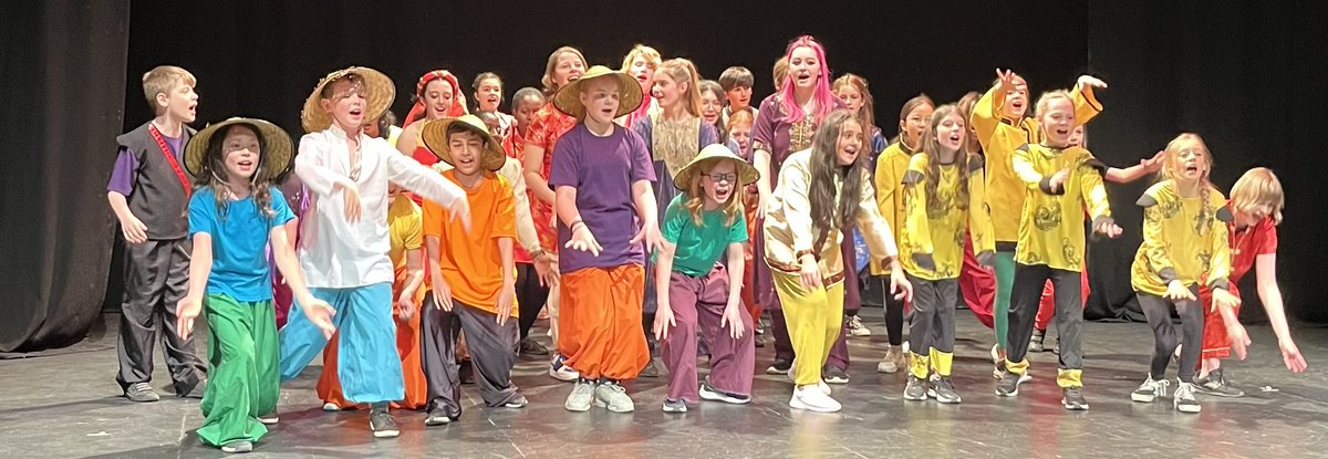 PQAGreenwich's tweet photo. So proud of this lovely lot today at the Greenwich Theatre. #pqa #greenwich #performers https://t.co/cq1hFtUfEw