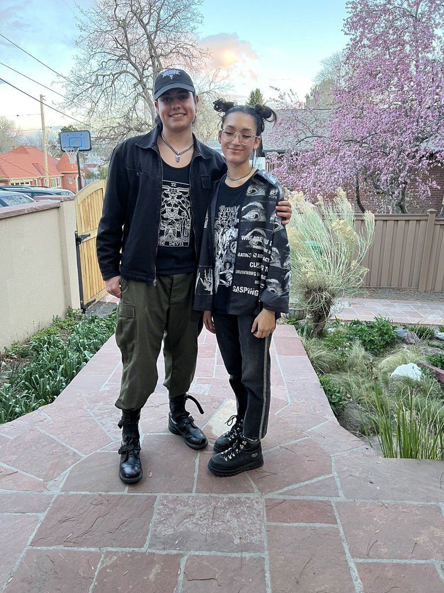 ProjectMosaicCO's tweet image. Quick overnight visit from my college babela and his bae. It just feels so much better to have my fam under one roof even for one night. #NativeMom #NativeScholar