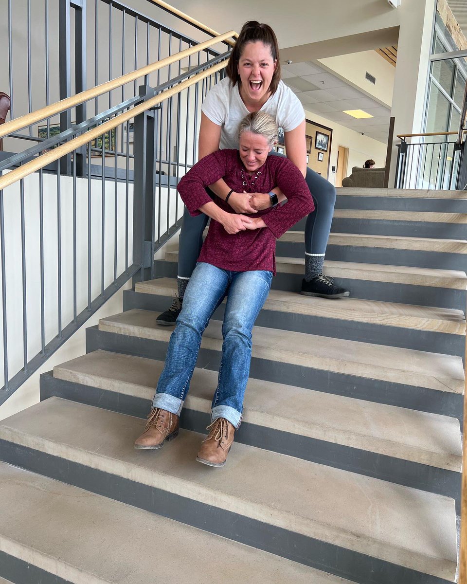 POverwatch's tweet image. We learned how to be a Firefighter and Police Officer at the LIFE Women’s Retreat 🚨 #goodtimes #POverwatch #LIFE #womensupportingwomen #UtahWomen