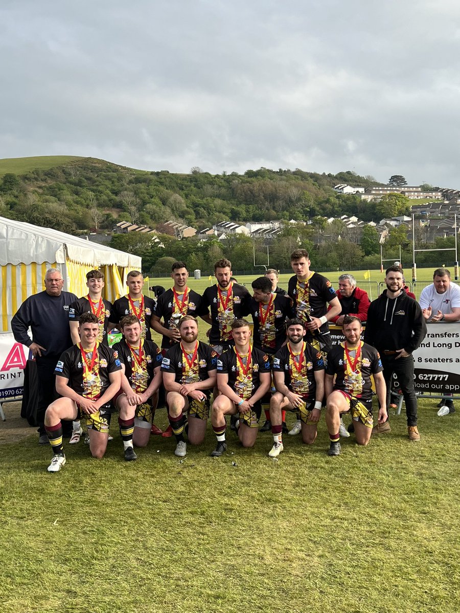 PreseliBaBas's tweet photo. Winners Are Grinners!!
Aberystwyth 7โs 2022 Cup Champions ๐
Massive thanks to all the lads who made this happen today!!! On and off the pitch!!
Couldnโt have asked for a better way to start the 7โs season off!
Onto the @Welsh7sSeries ๐
#UppaBaBas #ComeOnTheBoys ๐ https://t.co/USDMPwnXP8