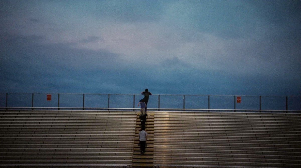 Listenary's tweet photo. "We can be heroes, just for one day." https://t.co/QV6JA1jyxA
