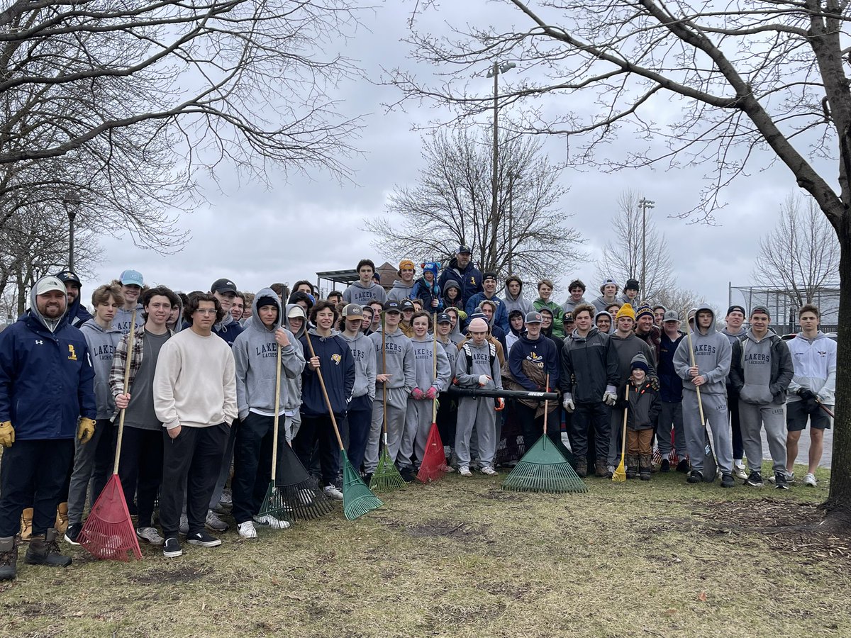 LakersLax's tweet image. Over 60 PLHS Boys players and coaches help clean up Memorial Park!  Thank you for all your hard work!

#allin
@PLLakers @CityofPriorLake