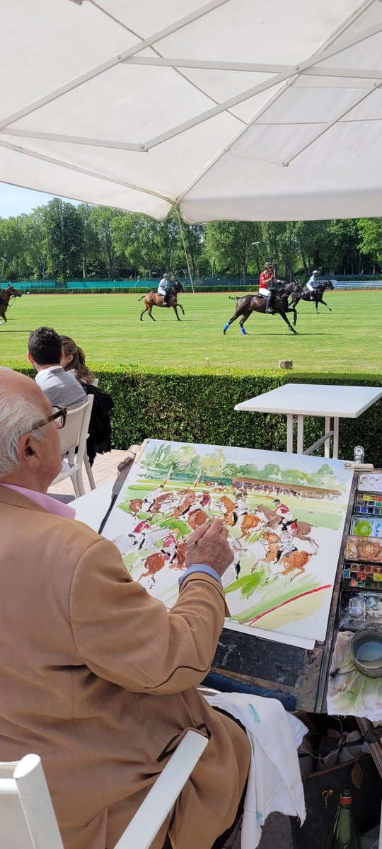 JoelBlanc4's tweet photo. Difficile de ramasser du muguet sur le terrain du polo de Paris en ce beau 1er mai ! De l'action, des galops et de beaux moments favorables à la peinture en direct !
#polo #polodeparis #peinture #peintureendirect #livepainting #aquarellepainting https://t.co/wdYAI58NfP