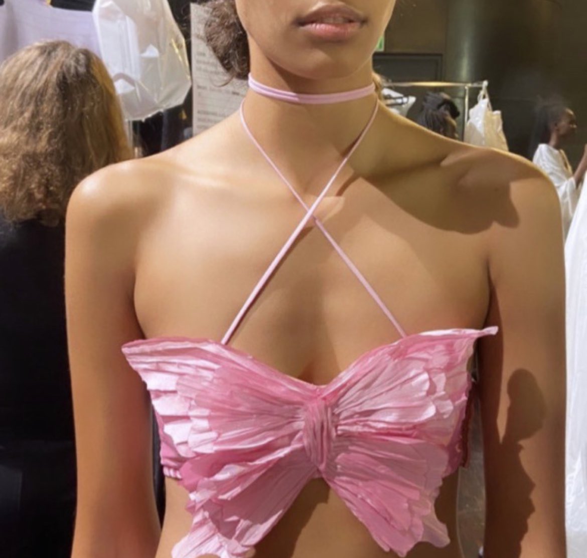 i wanna live in such tops