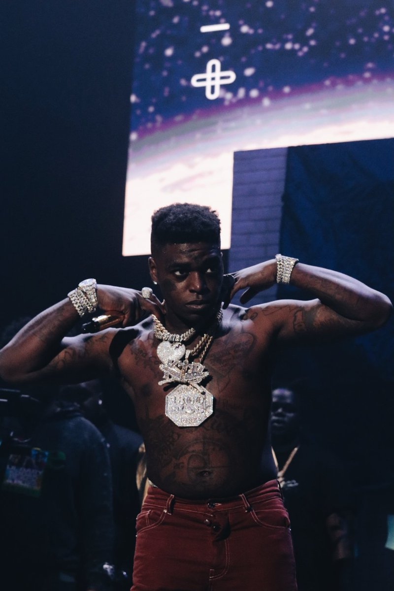 Jrnedrow1's tweet photo. Here's some photos of @KodakBlack1k when he came to Jacksonville @VyStarVetArena #kodakblack #concertphotography #snipergang #concerts #Rappers https://t.co/oDoJUSnsiX