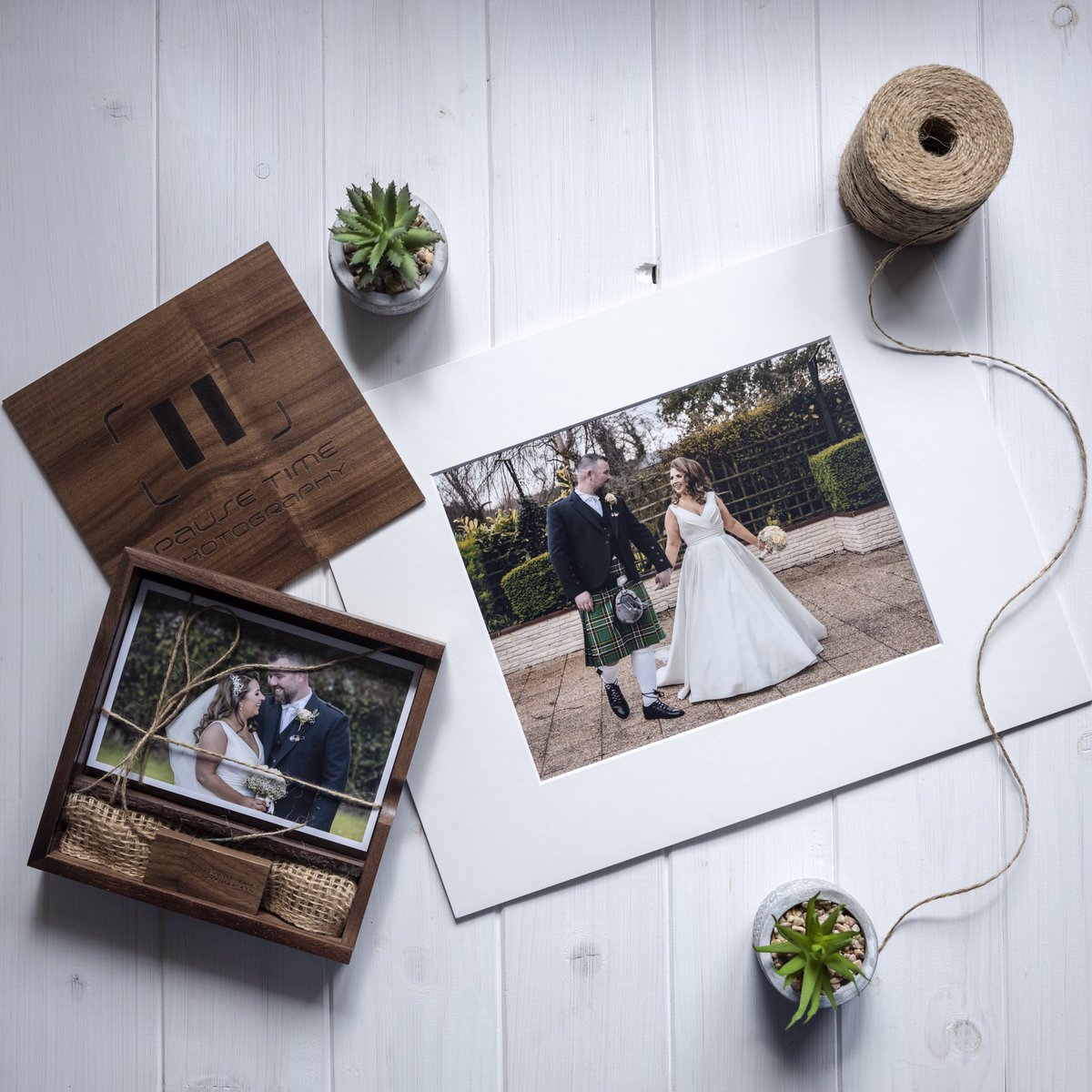 PauseTime_'s tweet image. Thank you so much for your kind words, Sarah and Stephen. 😍
It was an honour to be a part of your Special Day and I really enjoyed it. Wishing you both all the best in the future! ❤️
pausetimephotography.com