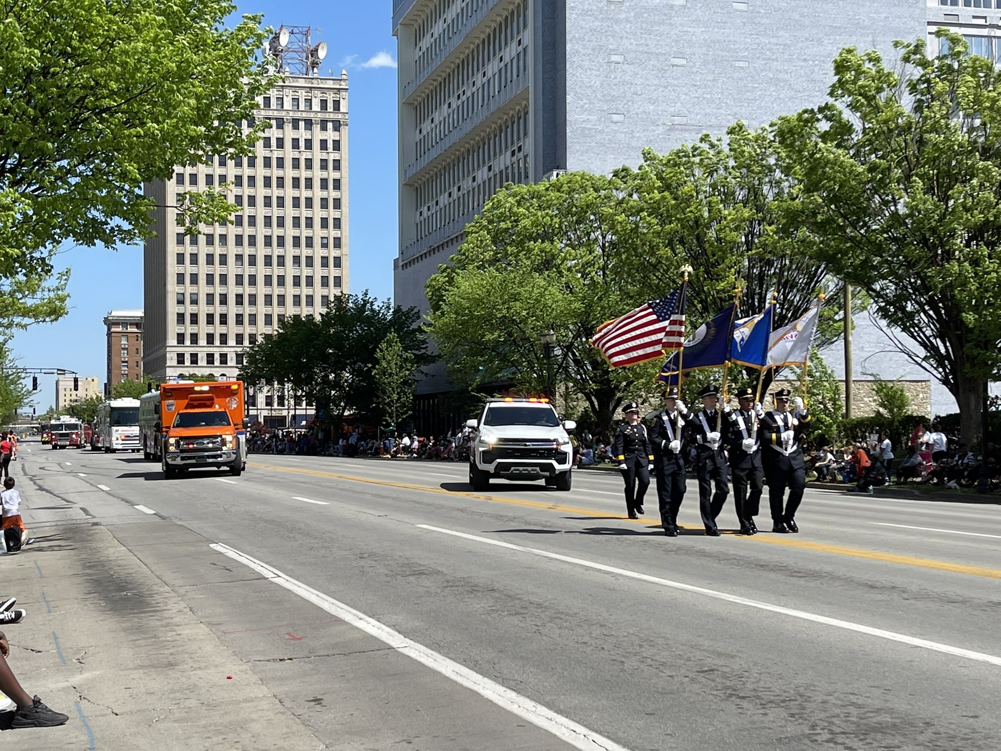 Ford Sanders WHAS 11 on Twitter "First responders are taking to the streets to celebrate! https