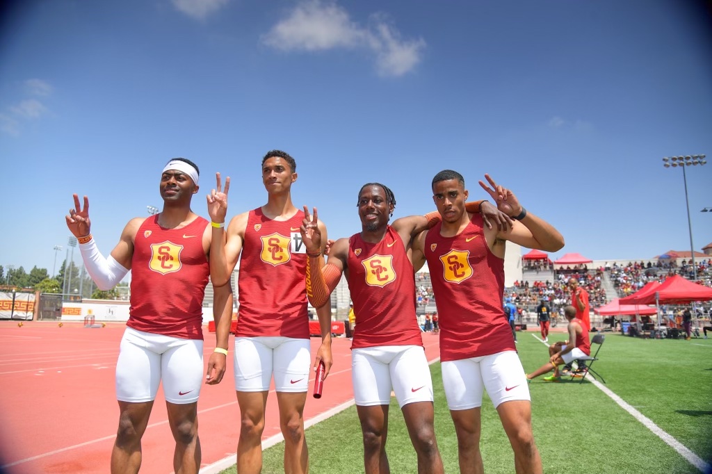 👑  𝐌 𝟒𝐗𝟏𝟎𝟎 𝐑𝐄𝐋𝐀𝐘 👑

USC’s team of Davonte Burnett, Brendon Stewart, Eric Allen Jr. and Johnnie Blockburger wins it with a 38.74- the 2nd fastest time in USC history!