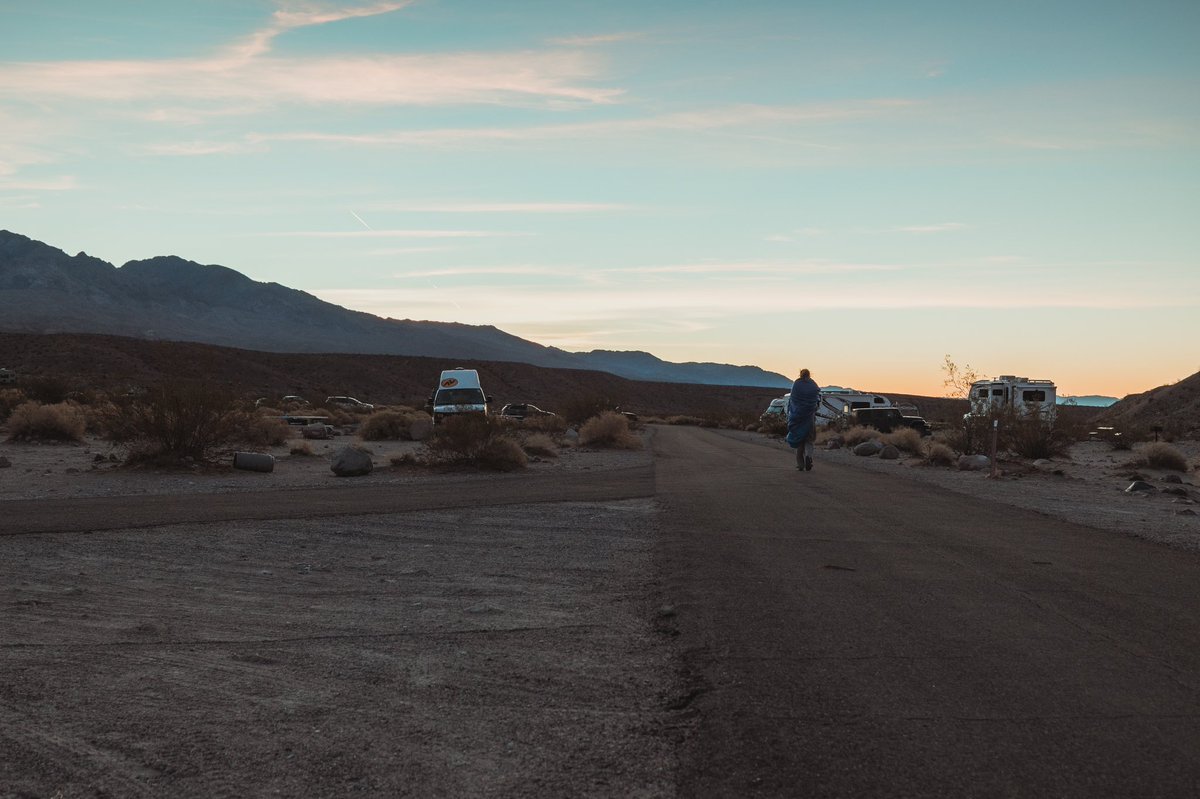 juanprovides's tweet photo. A little life in the Valley of Death - Canon R6 with 15-35 f2.8 https://t.co/NLIcj2W9I7