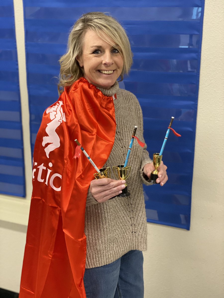 Happy Principals Day to our very own <a href="/Jenniferescam16/">Jennifer Escamilla</a>! Thank you for your continuous guidance, leadership and support! We ❤️ you! #greatnessgrowshere #vivalosbobcats