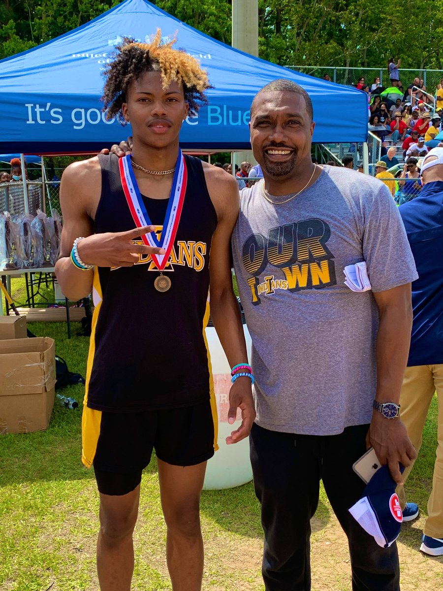 Arvesta Troupe☔️ tweet media