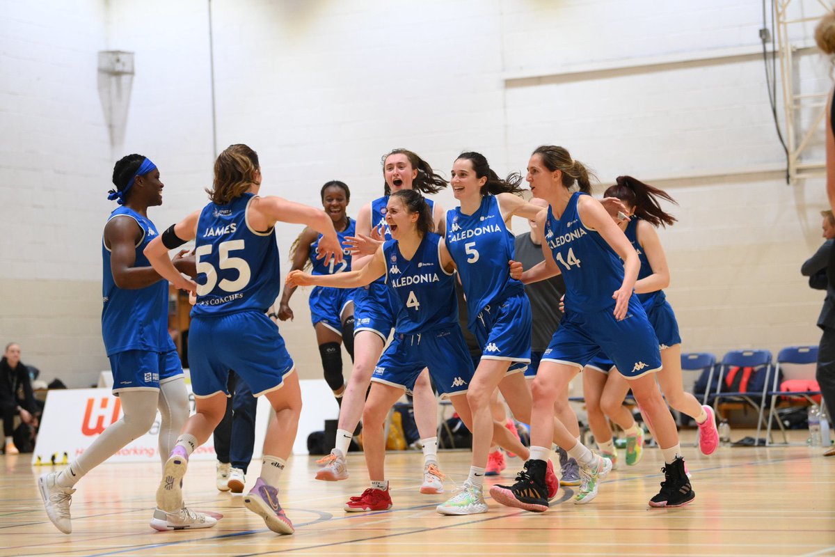 This team.
📸 <a href="/IAmAhmedphotos/">Mansoor  Ahmed</a>